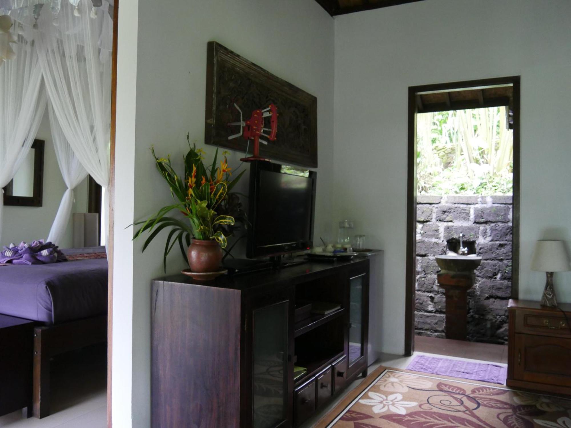 Bali Mountain Retreat Villa Selemadeg  Room photo